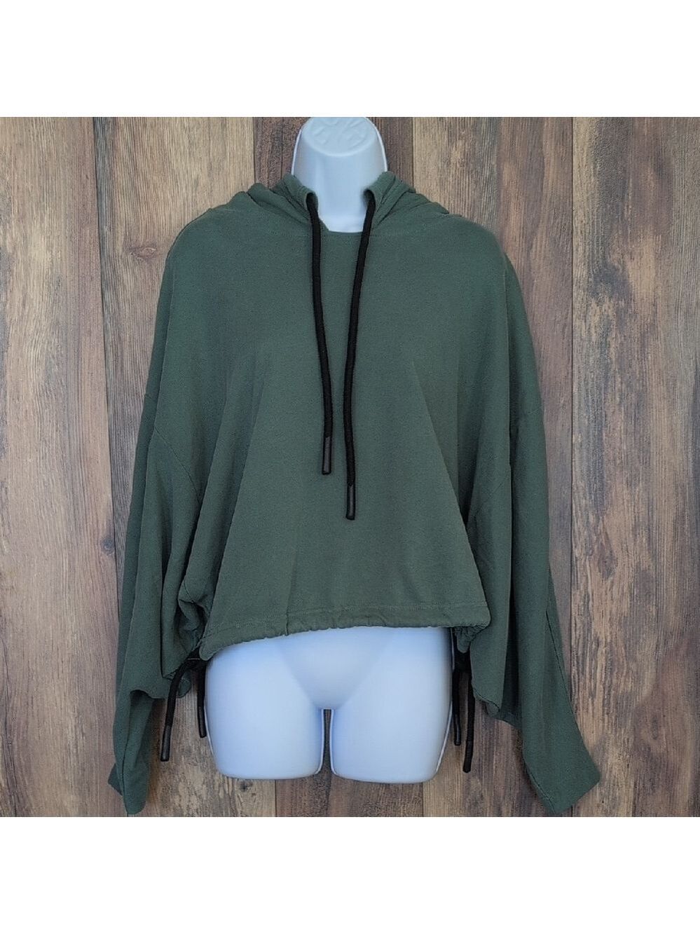 The Greii Green Women's Crop Oversized Hoodie with Drawstring M L126